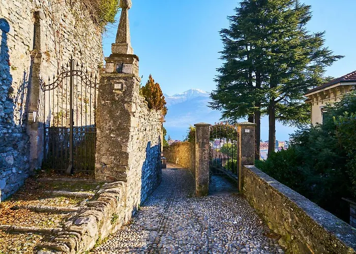 Apartamento Charming Lake Como Stay - Central & Scenic *